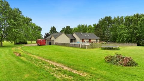 Tiny photo for 41W580 Rohrsen Road, Elgin, IL 60124 (MLS # 12686702)