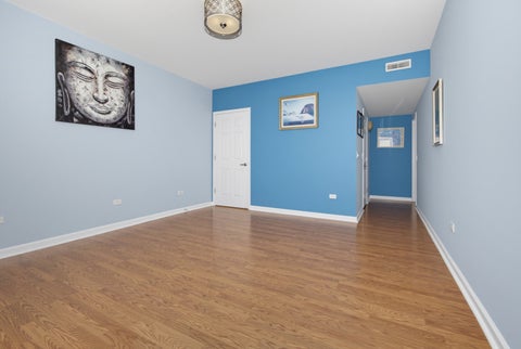 Tiny photo for 5555 N Cumberland Avenue #901, Chicago, IL 60656 (MLS # 12749397)