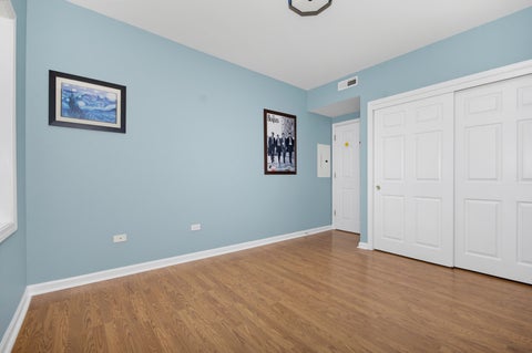 Tiny photo for 5555 N Cumberland Avenue #901, Chicago, IL 60656 (MLS # 12749397)