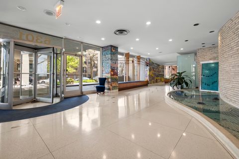 Tiny photo for 6301 N Sheridan Road #11A, Chicago, IL 60660 (MLS # 12518248)