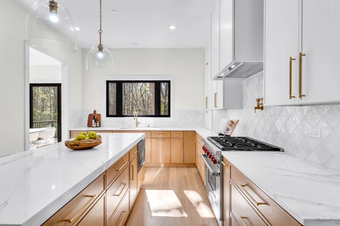 Tiny photo for 2624 Roslyn Circle, Highland Park, IL 60035 (MLS # 12629432)