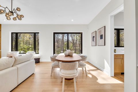 Tiny photo for 2624 Roslyn Circle, Highland Park, IL 60035 (MLS # 12629432)