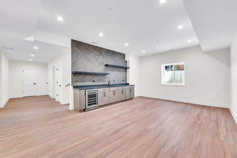 Tiny photo for 2624 Roslyn Circle, Highland Park, IL 60035 (MLS # 12629432)