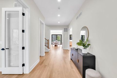 Tiny photo for 2624 Roslyn Circle, Highland Park, IL 60035 (MLS # 12629432)