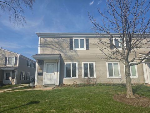 Photo of 726 E Old Willow Road #104C, Prospect Heights, IL 60070 (MLS # 12601054)