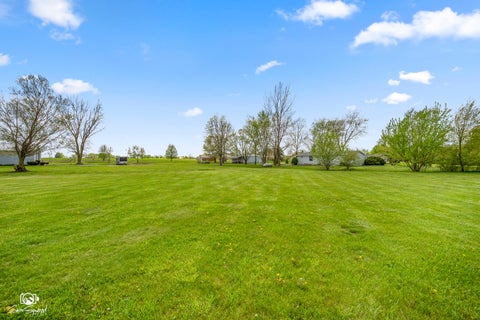 Tiny photo for 27057 S Woodlawn Avenue, Crete, IL 60417 (MLS # 12600410)