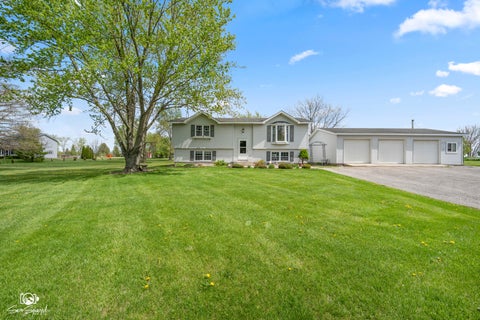 Tiny photo for 27057 S Woodlawn Avenue, Crete, IL 60417 (MLS # 12600410)
