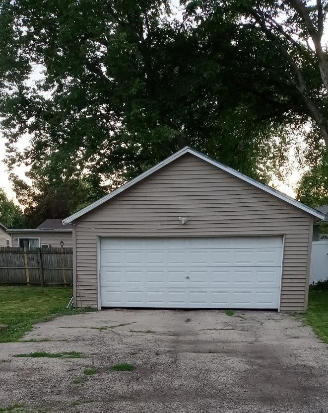 626 N Buell Avenue