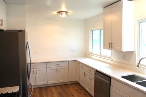 Tiny photo for 1470 Elizabeth Street, Glendale Heights, IL 60139 (MLS # 12618943)