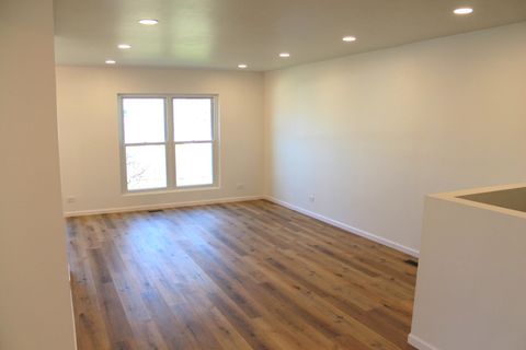 Tiny photo for 1470 Elizabeth Street, Glendale Heights, IL 60139 (MLS # 12618943)