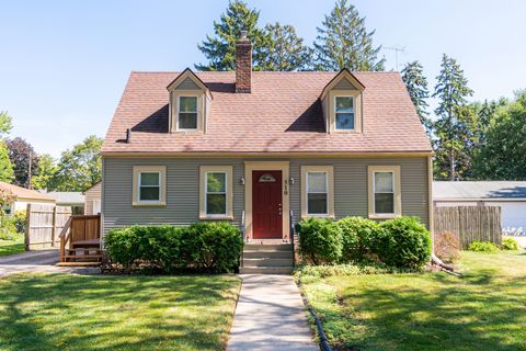 510 S 6th Street DeKalb IL 60115