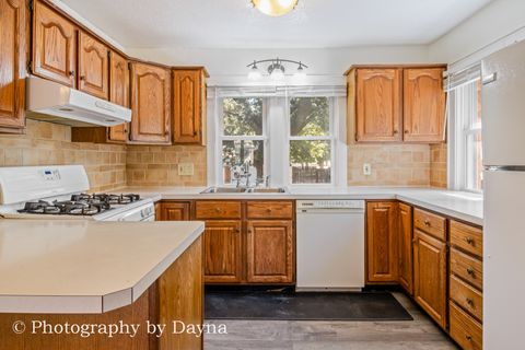 Tiny photo for 1396 S 6th Avenue, Kankakee, IL 60901 (MLS # 12461513)
