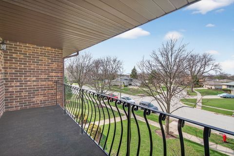 Tiny photo for 7545 Sheridan Drive #3D, Willowbrook, IL 60527 (MLS # 12609443)