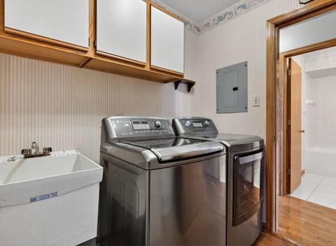 Tiny photo for 7545 Sheridan Drive #3D, Willowbrook, IL 60527 (MLS # 12609443)