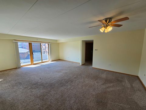 Tiny photo for 6860 Winding Trail #204, Oak Forest, IL 60452 (MLS # 12483682)