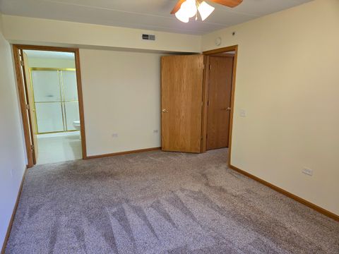 Tiny photo for 6860 Winding Trail #204, Oak Forest, IL 60452 (MLS # 12483682)