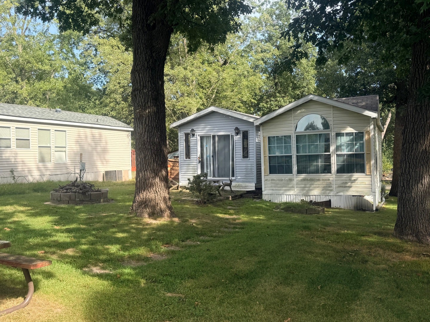 6-124 Woodhaven Lakes