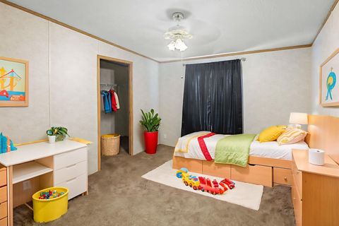 Tiny photo for 1111 S JEFFERSON Street, Salem, IL 62881 (MLS # EB459137)