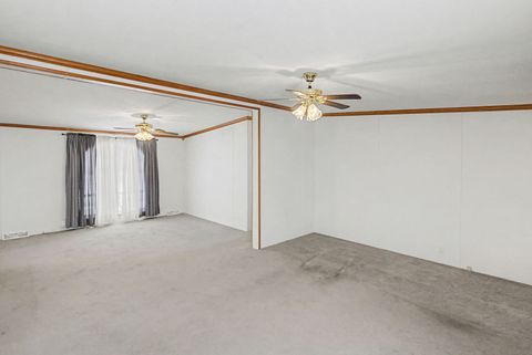 Tiny photo for 1111 S JEFFERSON Street, Salem, IL 62881 (MLS # EB459137)