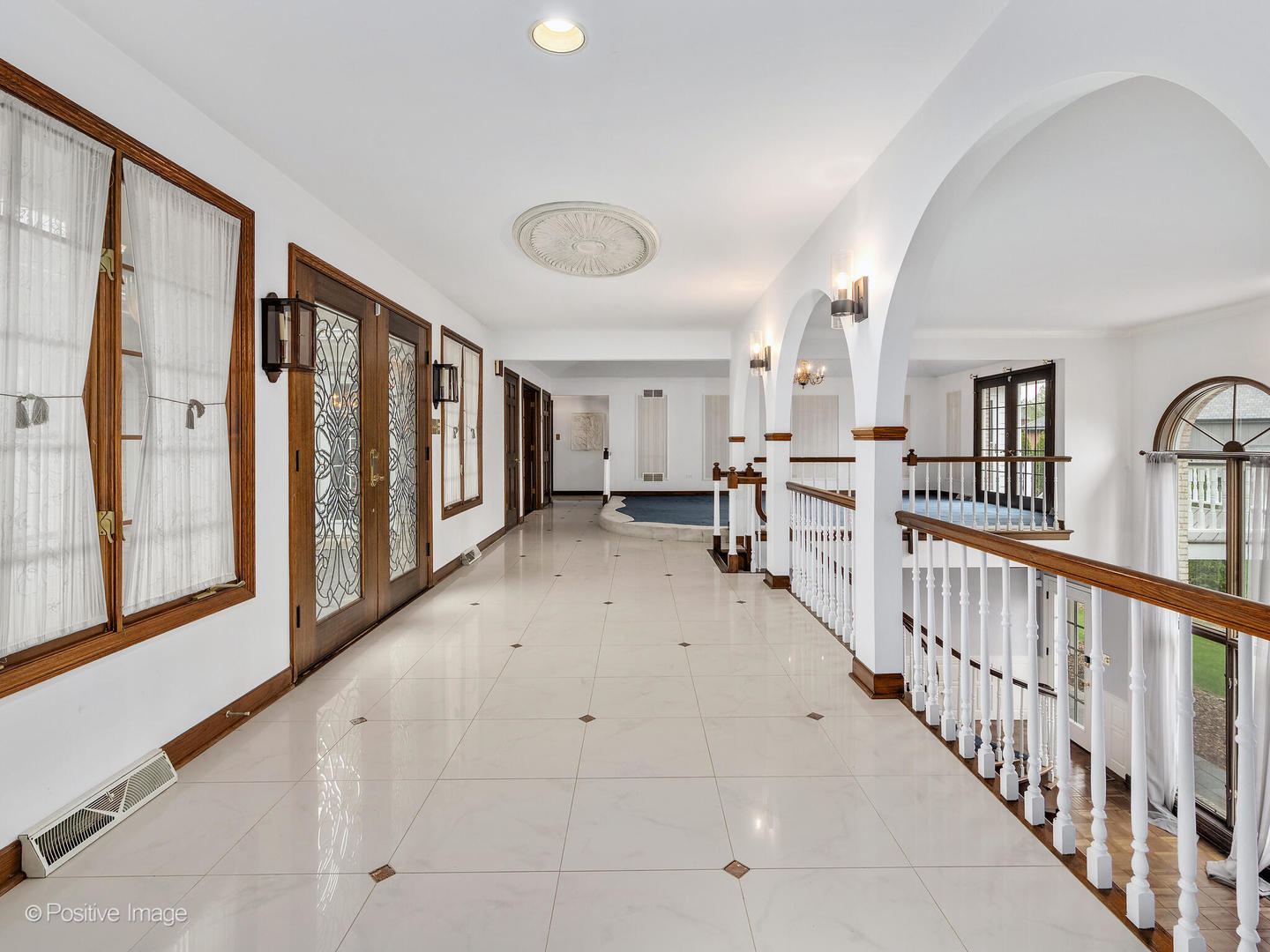 7549 Woodland Lane