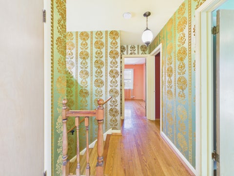 Tiny photo for 7307 N Karlov Avenue, Lincolnwood, IL 60712 (MLS # 12772218)