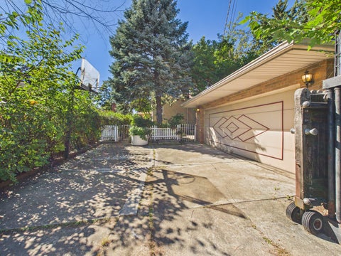 Tiny photo for 7307 N Karlov Avenue, Lincolnwood, IL 60712 (MLS # 12772218)
