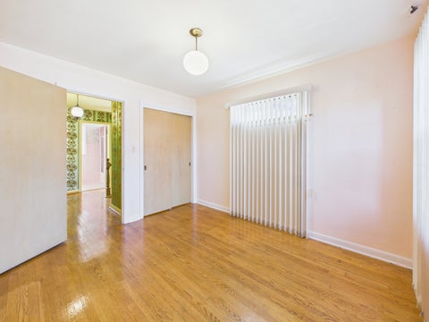 Tiny photo for 7307 N Karlov Avenue, Lincolnwood, IL 60712 (MLS # 12772218)