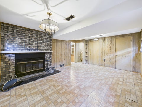 Tiny photo for 7307 N Karlov Avenue, Lincolnwood, IL 60712 (MLS # 12772218)
