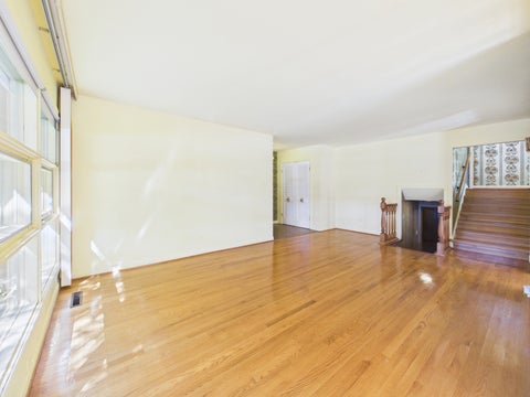 Tiny photo for 7307 N Karlov Avenue, Lincolnwood, IL 60712 (MLS # 12772218)