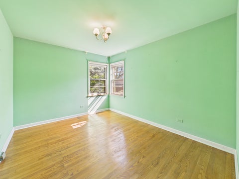 Tiny photo for 7307 N Karlov Avenue, Lincolnwood, IL 60712 (MLS # 12772218)