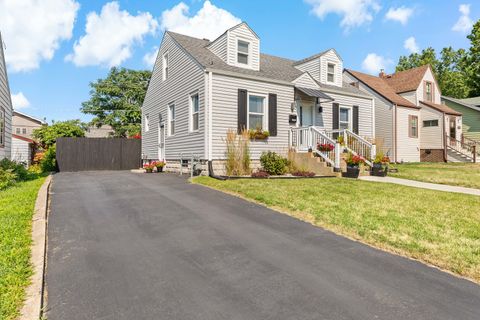Tiny photo for 18240 Wildwood Avenue, Lansing, IL 60438 (MLS # 12489892)