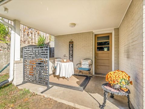 Tiny photo for 1909 23rd Street, Rockford, IL 61108 (MLS # 12505945)