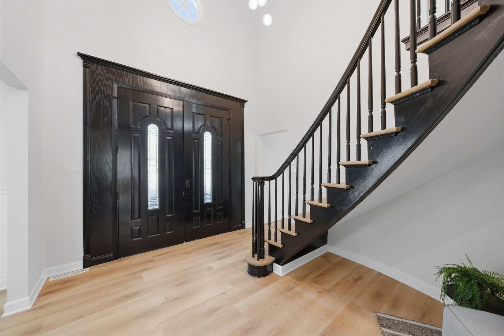 2932 POLLY Lane