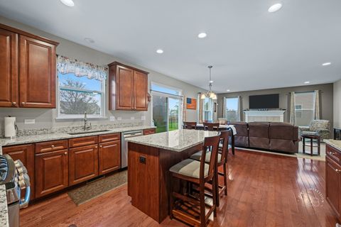 Tiny photo for 3463 Ayres Drive, Aurora, IL 60506 (MLS # 12626842)