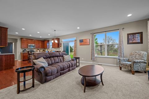 Tiny photo for 3463 Ayres Drive, Aurora, IL 60506 (MLS # 12626842)
