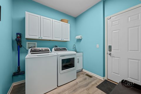 Tiny photo for 3463 Ayres Drive, Aurora, IL 60506 (MLS # 12626842)