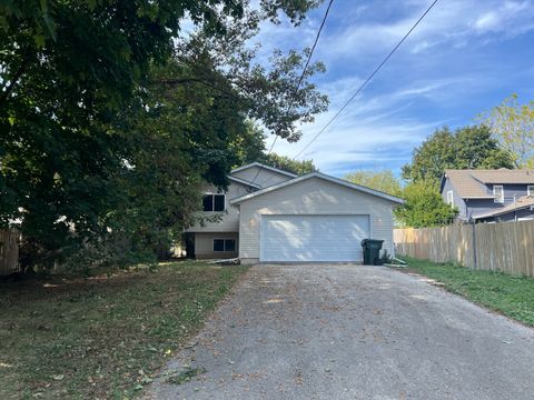 Tiny photo for 2207 Gabriel Avenue, Zion, IL 60099 (MLS # 12490330)