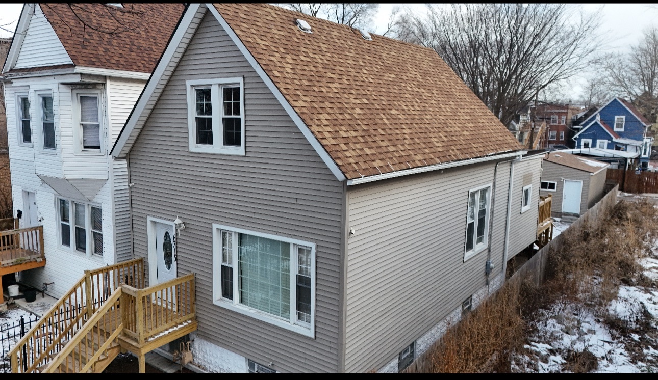 6715 S Sangamon Street