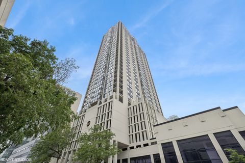 1122 N CLARK Street 3301-10 Chicago IL 60610