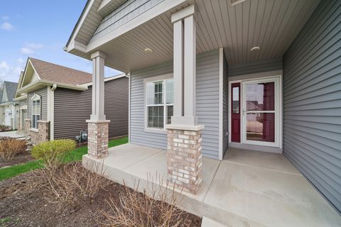 Tiny photo for 807 Alexandra Lane, Yorkville, IL 60560 (MLS # 12688375)