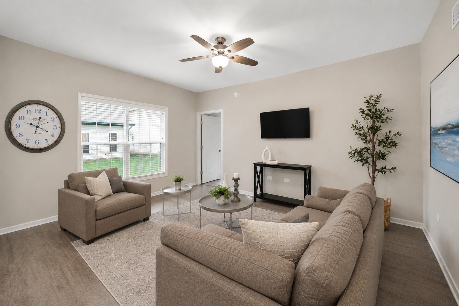 807 Alexandra Lane