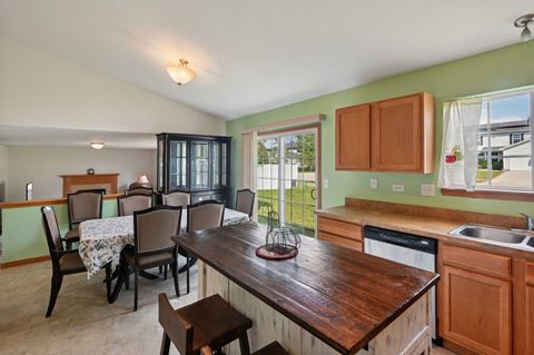 Tiny photo for 1102 Nikki Court, Joliet, IL 60431 (MLS # 12463782)