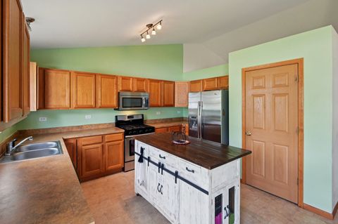Tiny photo for 1102 Nikki Court, Joliet, IL 60431 (MLS # 12463782)