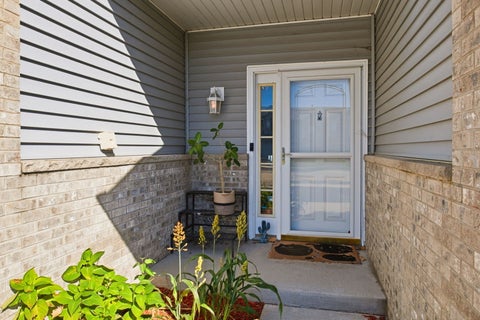 Tiny photo for 1956 Waters Edge Drive, Minooka, IL 60447 (MLS # 12782586)