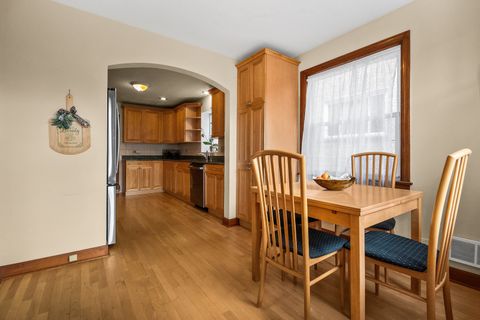 Tiny photo for 5706 N Mozart Street, Chicago, IL 60659 (MLS # 12505067)