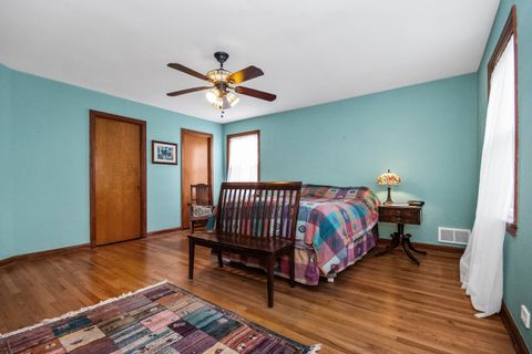 Tiny photo for 5706 N Mozart Street, Chicago, IL 60659 (MLS # 12505067)