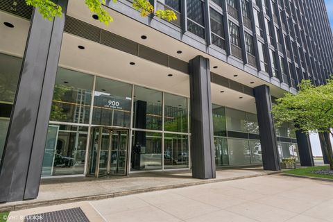 900 N Lake Shore Drive 2906 Chicago IL 60611