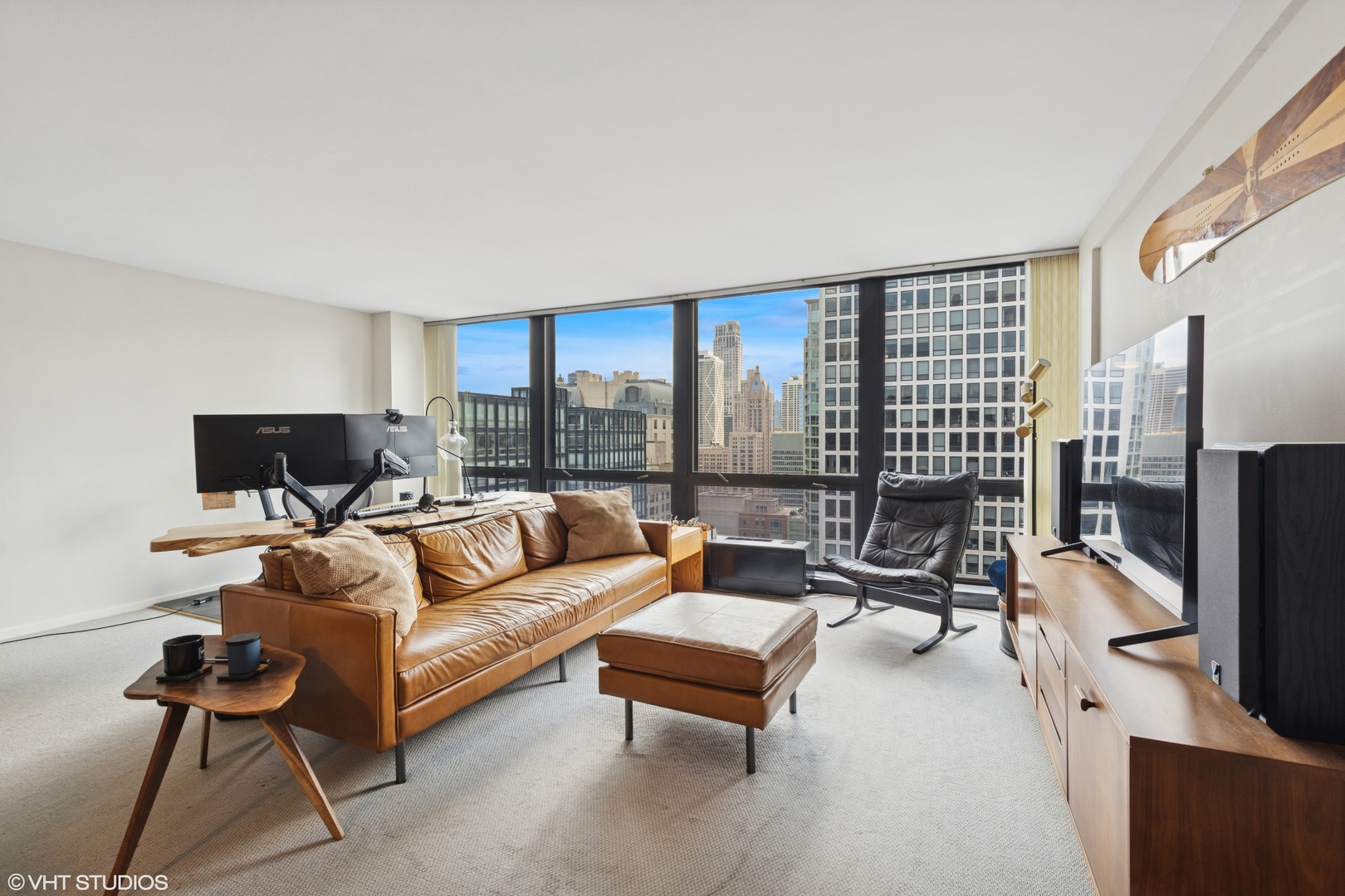 900 N Lake Shore Drive 2906