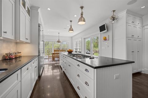 Tiny photo for 2269 Saint Johns Avenue, Highland Park, IL 60035 (MLS # 12625308)