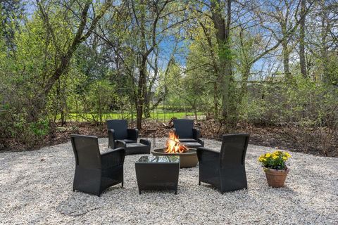 Tiny photo for 2269 Saint Johns Avenue, Highland Park, IL 60035 (MLS # 12625308)